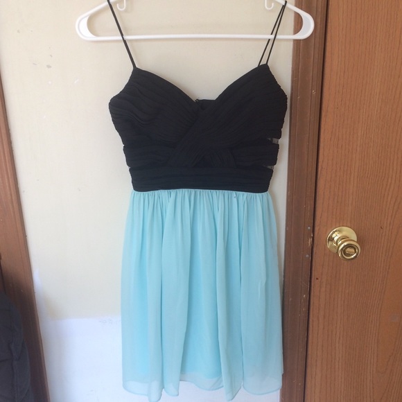 Formal/Homecoming Dress - Picture 2 of 4